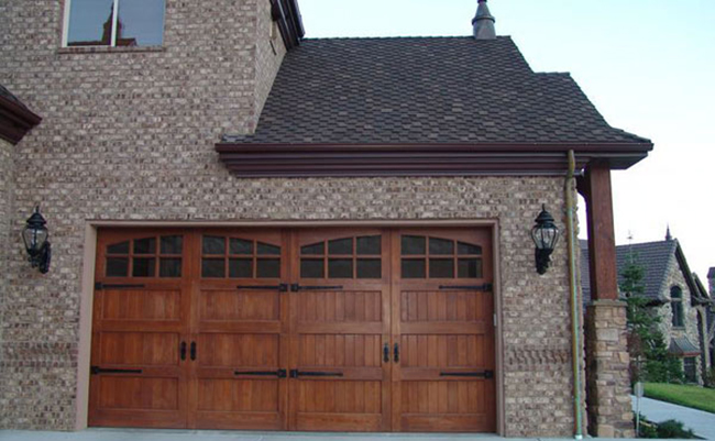 wood-garage-door-4