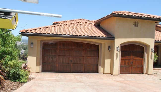 Automatic Garage Doors in Austin